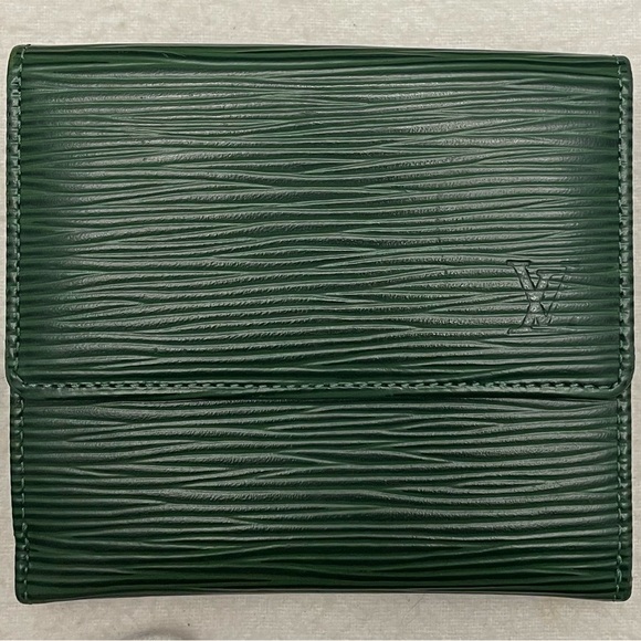 Louis Vuitton Handbags - Louis Vuitton Authentic Vintage Forest Green Bifold Compact Wallet
